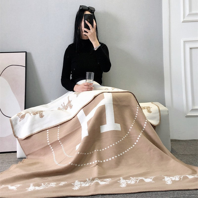 letter H, blanket, nap, air-conditioned room, blanket, car camping, sofa, cashmere blanket
