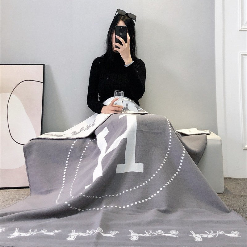 letter H, blanket, nap, air-conditioned room, blanket, car camping, sofa, cashmere blanket