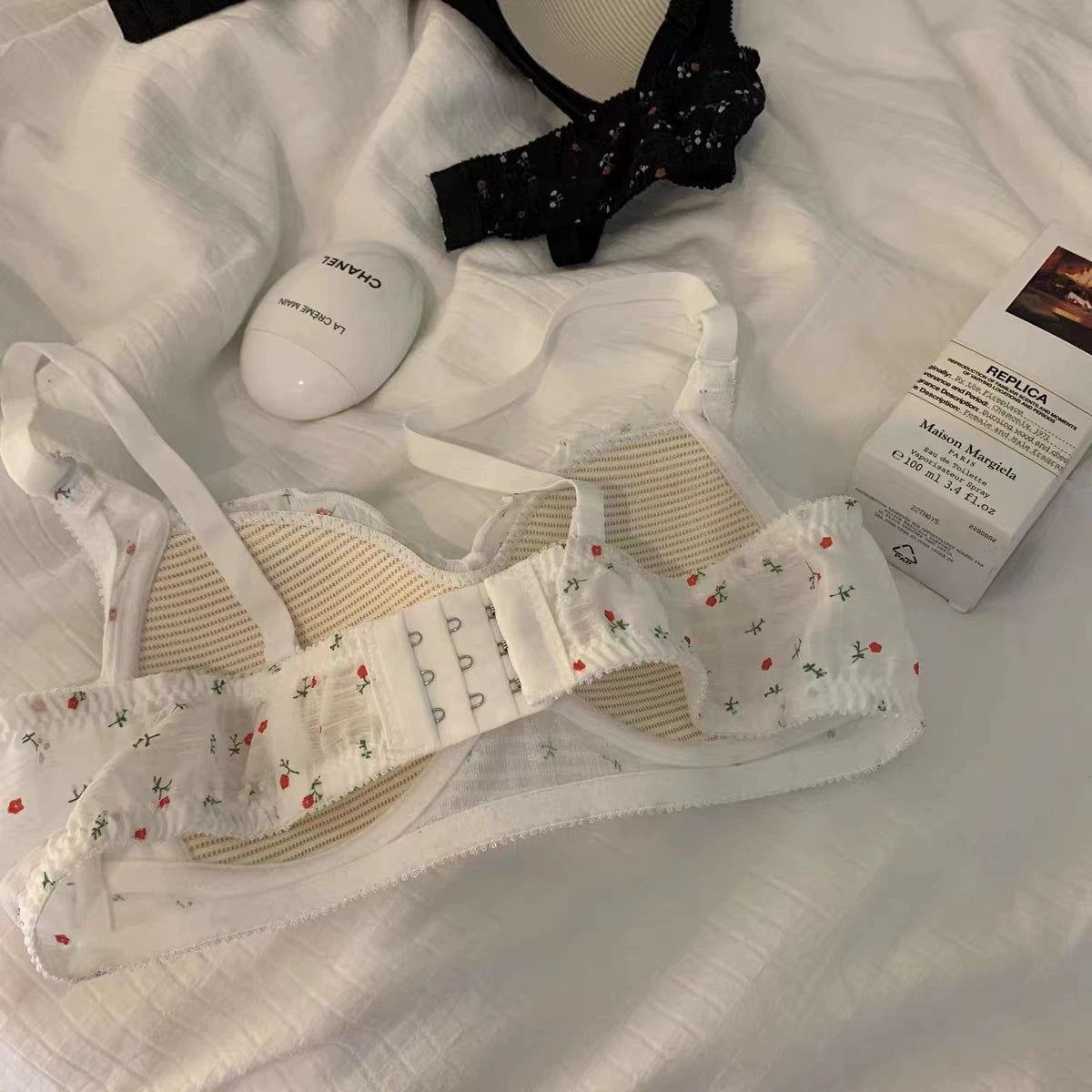 Japanese floral underwear girls high school students pure desire no steel ring small chest gathered summer thin bra bra