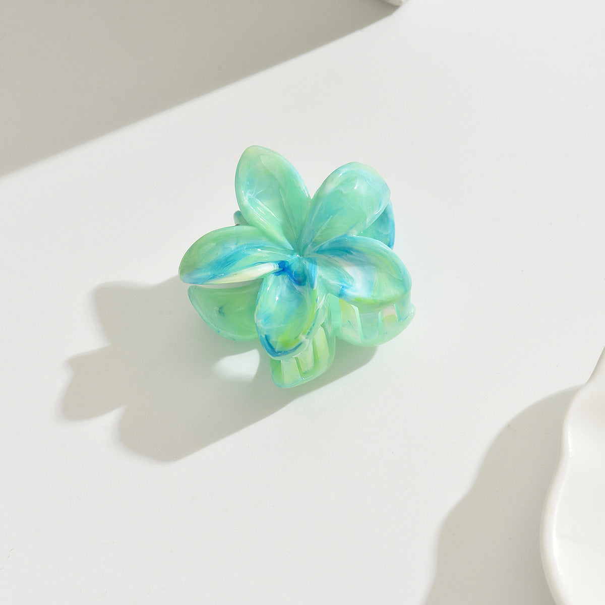 marbled grab clip Sweet and fresh frangipani hair clip Summer high-end shark hair clip
