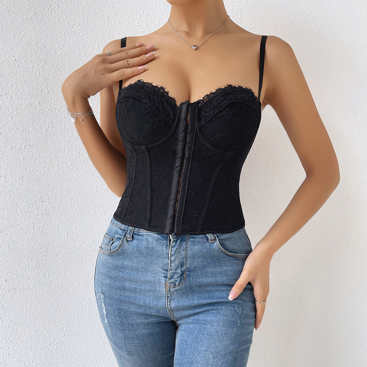 Cross-border women's clothing European and American style sexy solid color lace strap fish bone steel ring wrapped chest breastless backless vest 9009