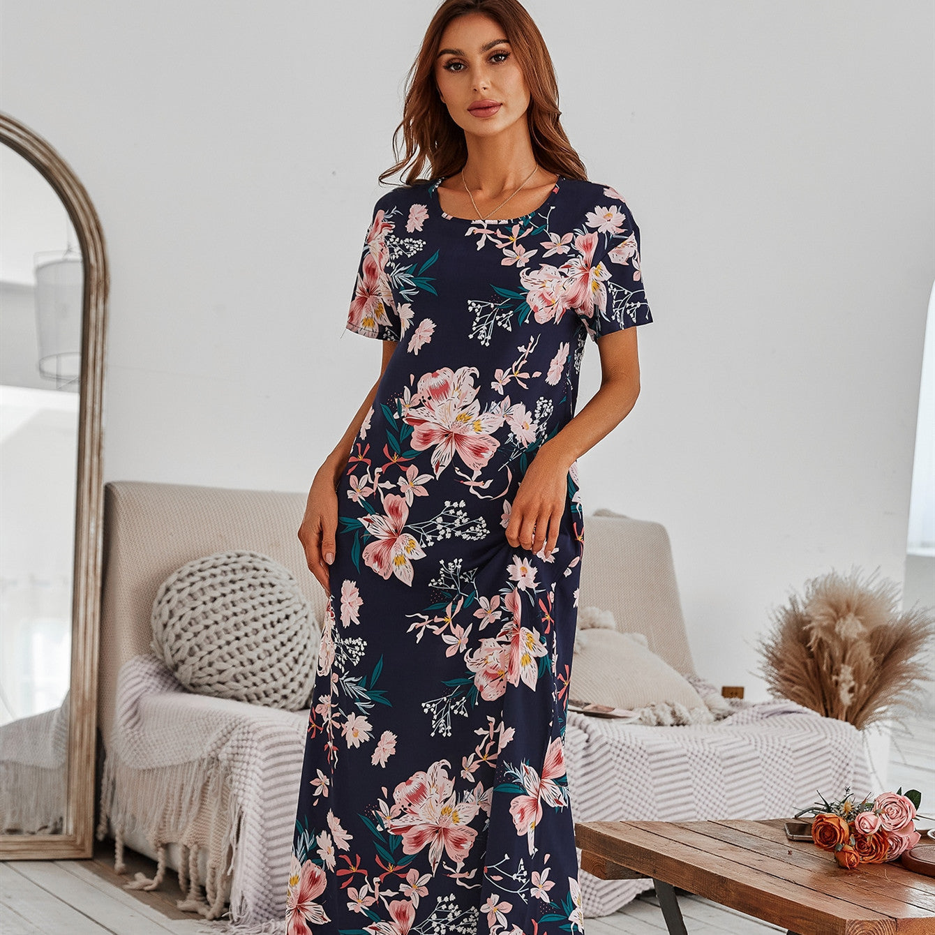 Summer new thin cotton printed ladies long skirt comfortable short-sleeved floral European size large size home service nightdress