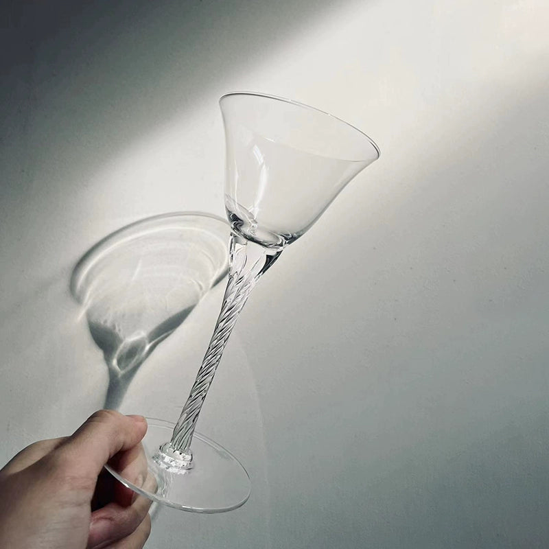 Medieval style red wine glass French crystal glass champagne glass foreign wine glass cocktail wine glass niche transparent small fragrance
