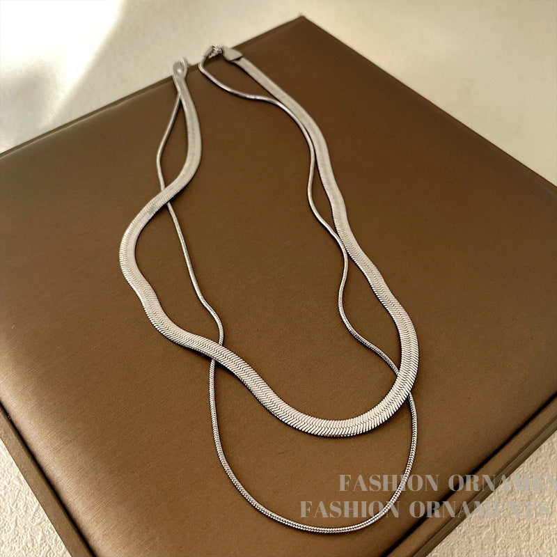 European and American style double layered personality copper material short sweater chain design sense necklace temperament snake chain necklace female T190