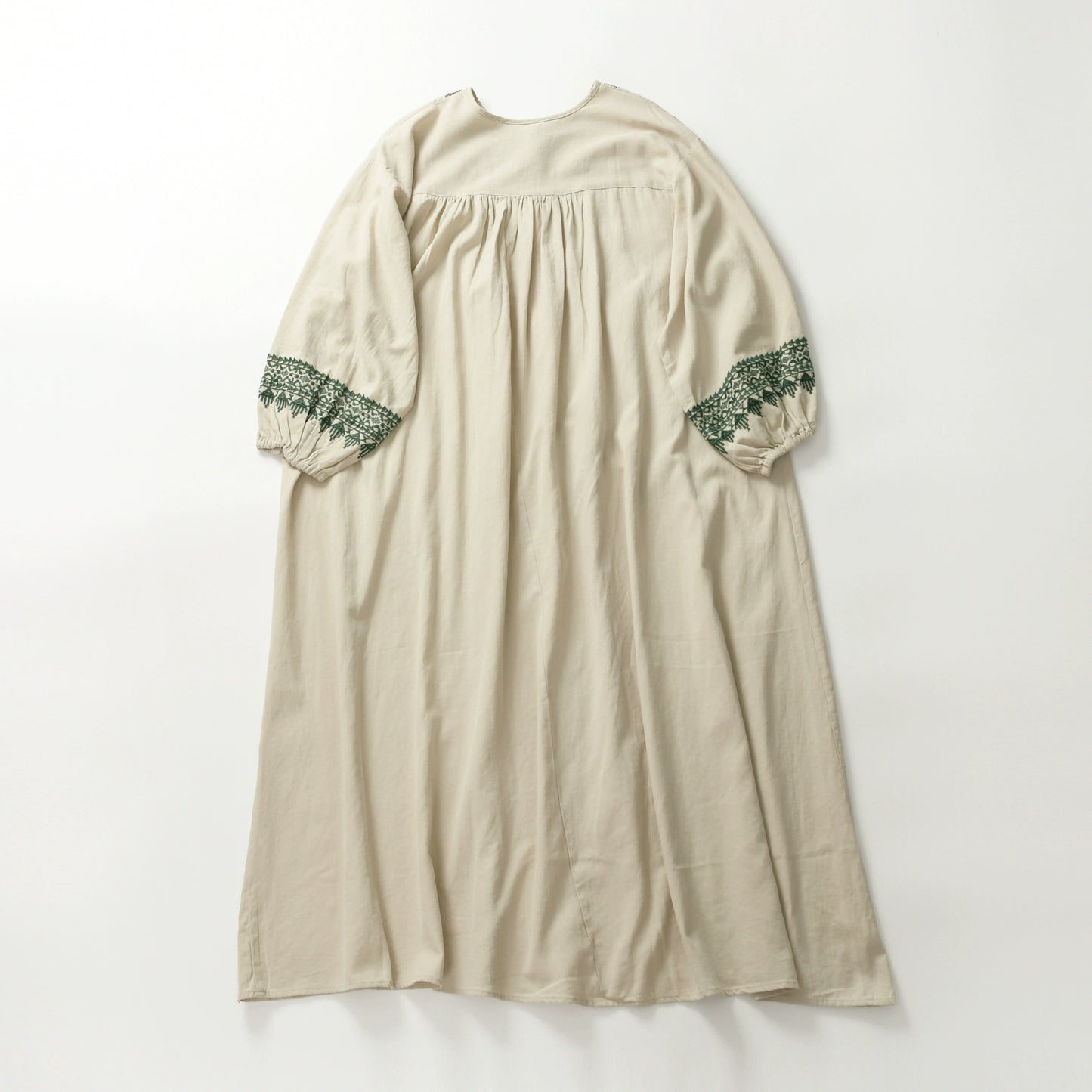 Mori round neck embroidery half cardigan four buttons long-sleeved dress early autumn new cotton comfortable A version slim skirt