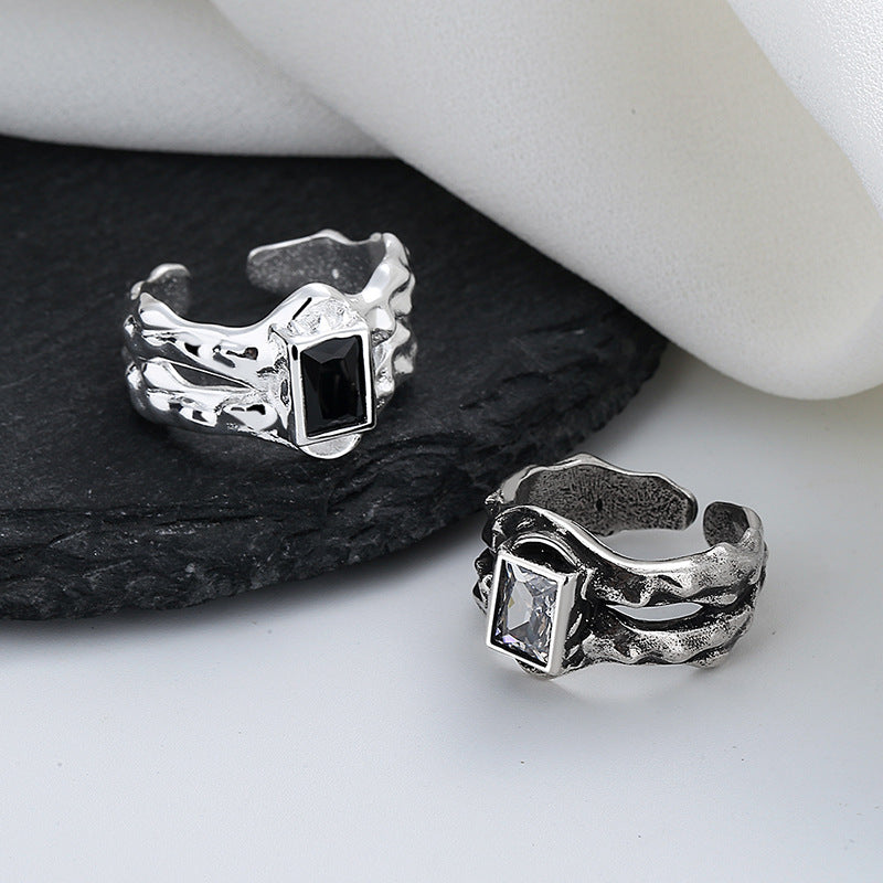 Korean version of ins cold wind personality black irregular texture French lava niche design opening index finger female