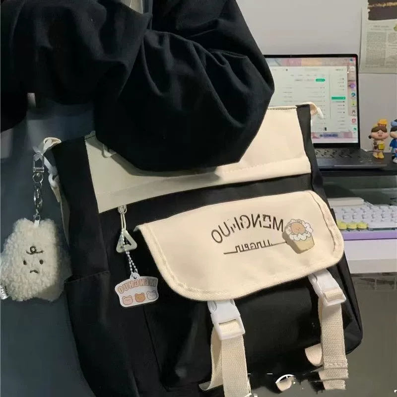 Japanese ins style college style bag female Korean version large capacity Messenger bag girl student commuting shoulder bag