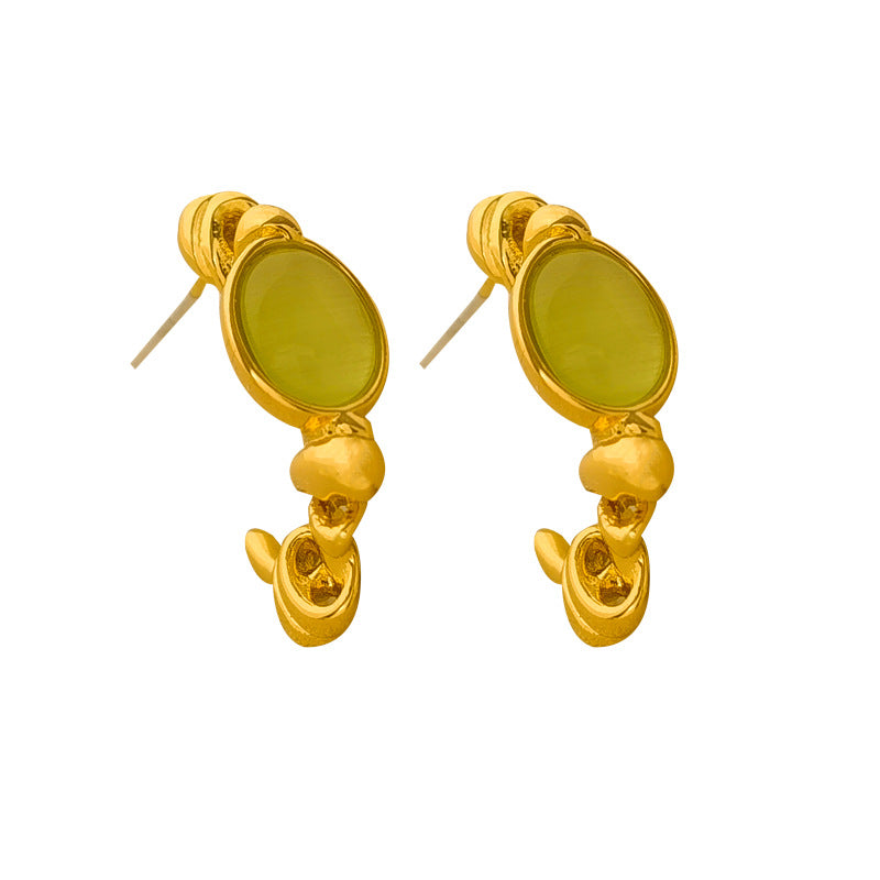 Original design S925 silver needle small fresh green cat's eye C word earrings irregular early spring new earrings 1238