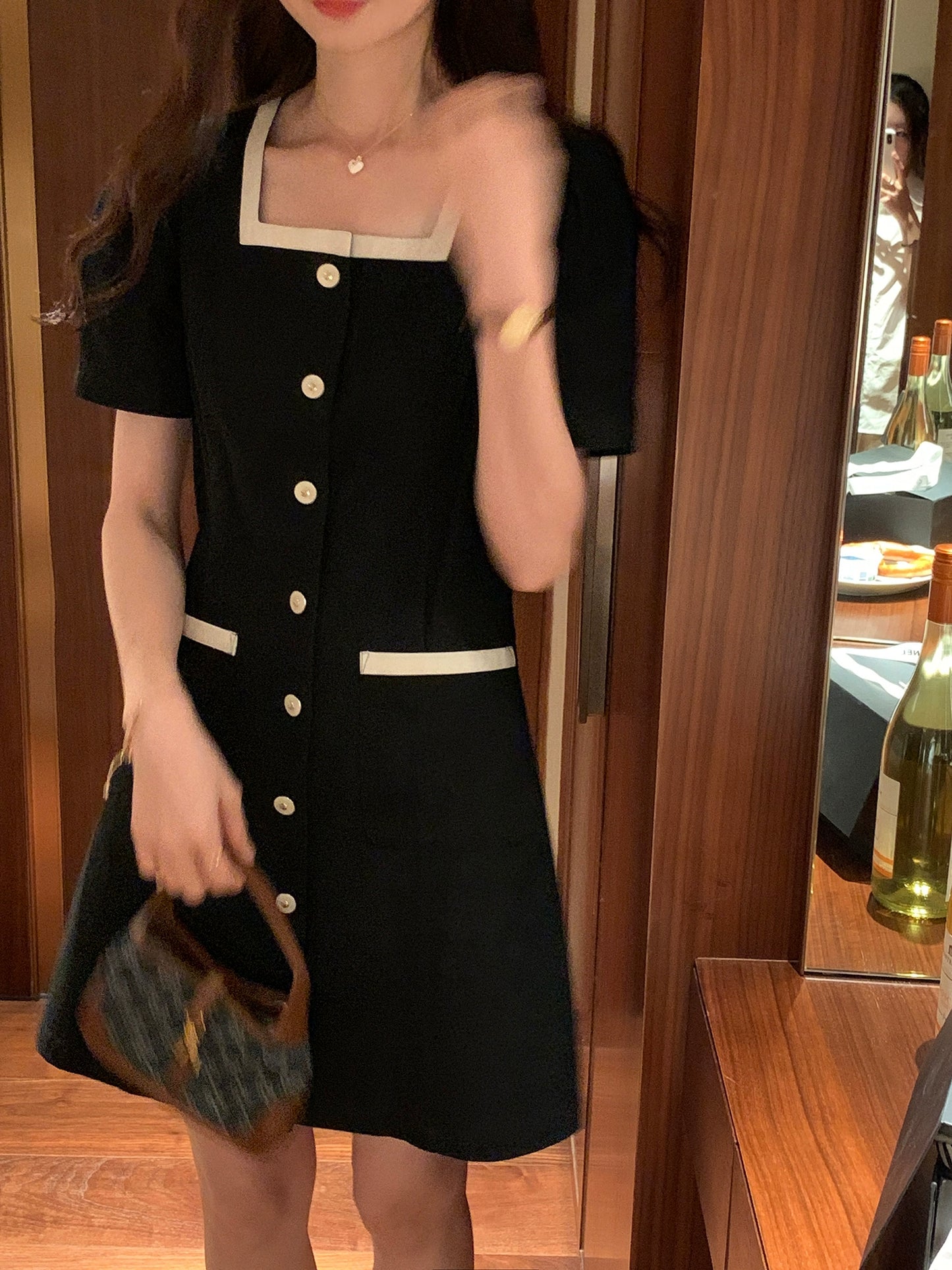 Black and white small fragrance retro square collar design slim waist cotton short dress