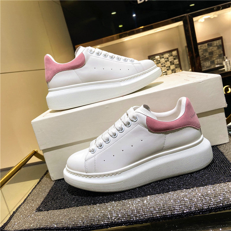 new muffin all-match thick-soled sports McQueen small white shoes women's leather casual shoes women's single shoes large size women's shoes