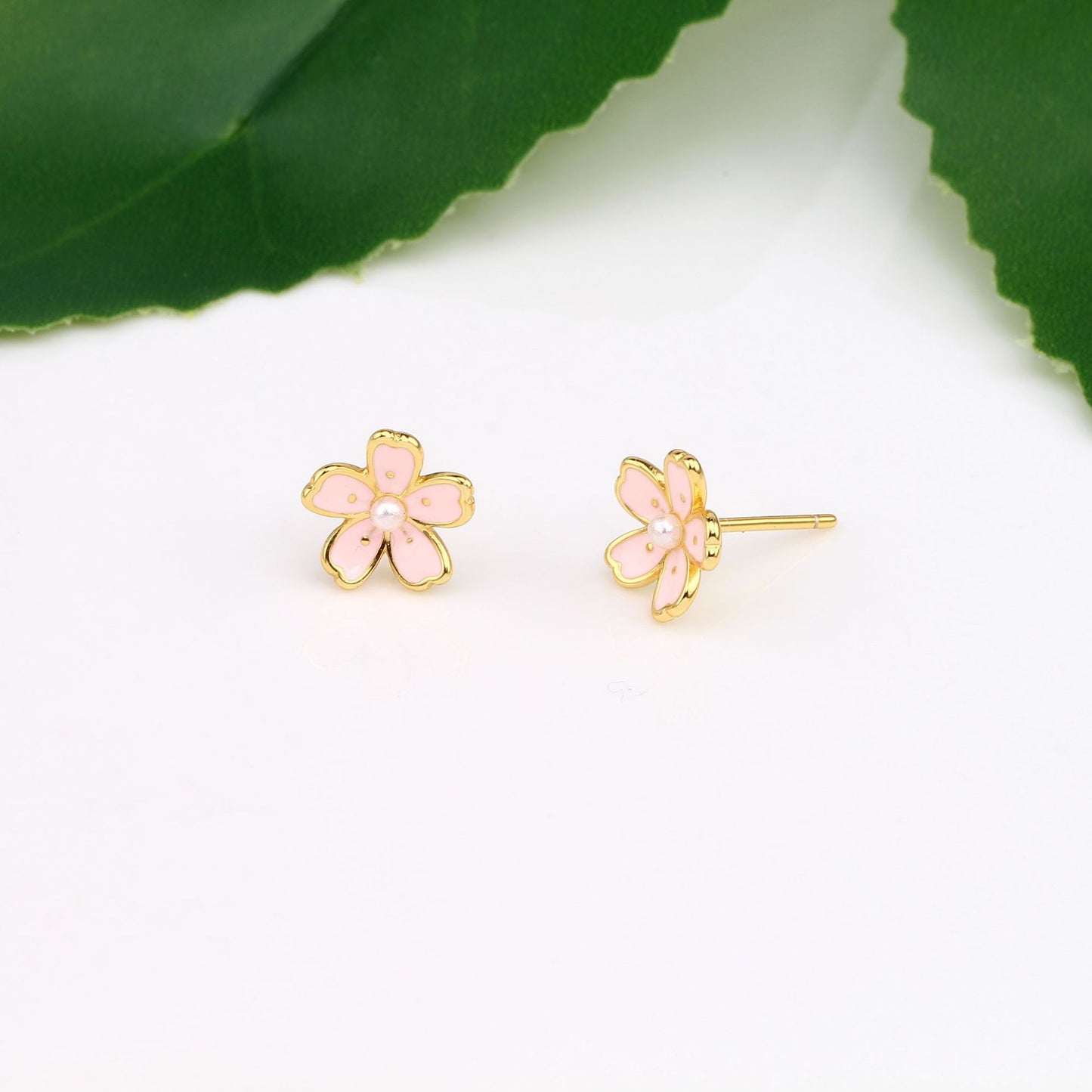 S925 sterling silver foreign trade jewelry creative personality Japanese cherry blossom earrings small fresh and cute pink flower earrings