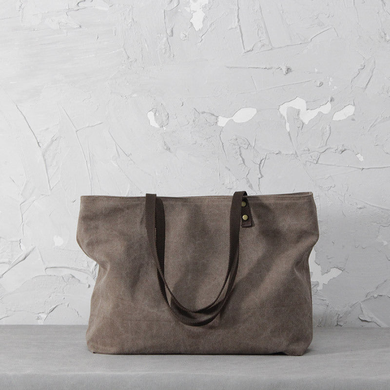 Canvas bag women's niche Japanese cloth bag one-shoulder handbag Korean version all-match large-capacity commuting cotton and linen tote bag