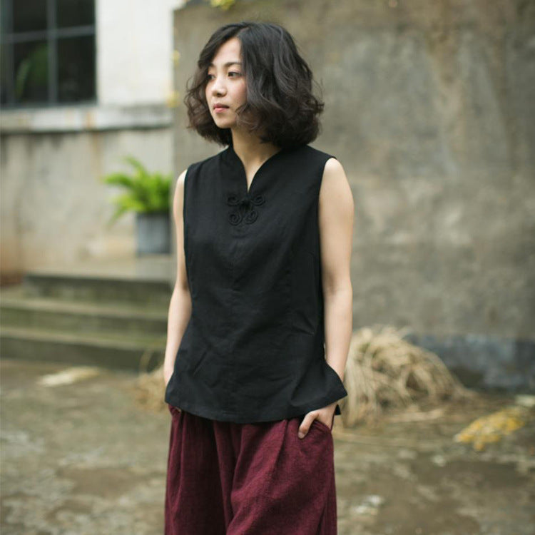 Dazhuo's new product background butterfly button gentle and charming sleeveless shirt