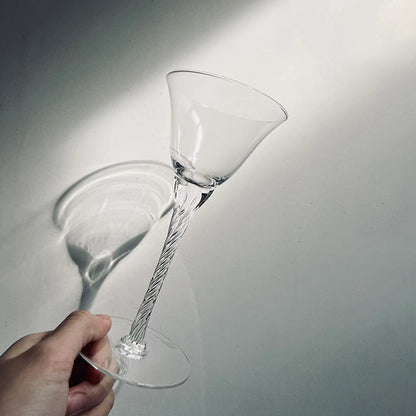 Medieval style red wine glass French crystal glass champagne glass foreign wine glass cocktail wine glass niche transparent small fragrance