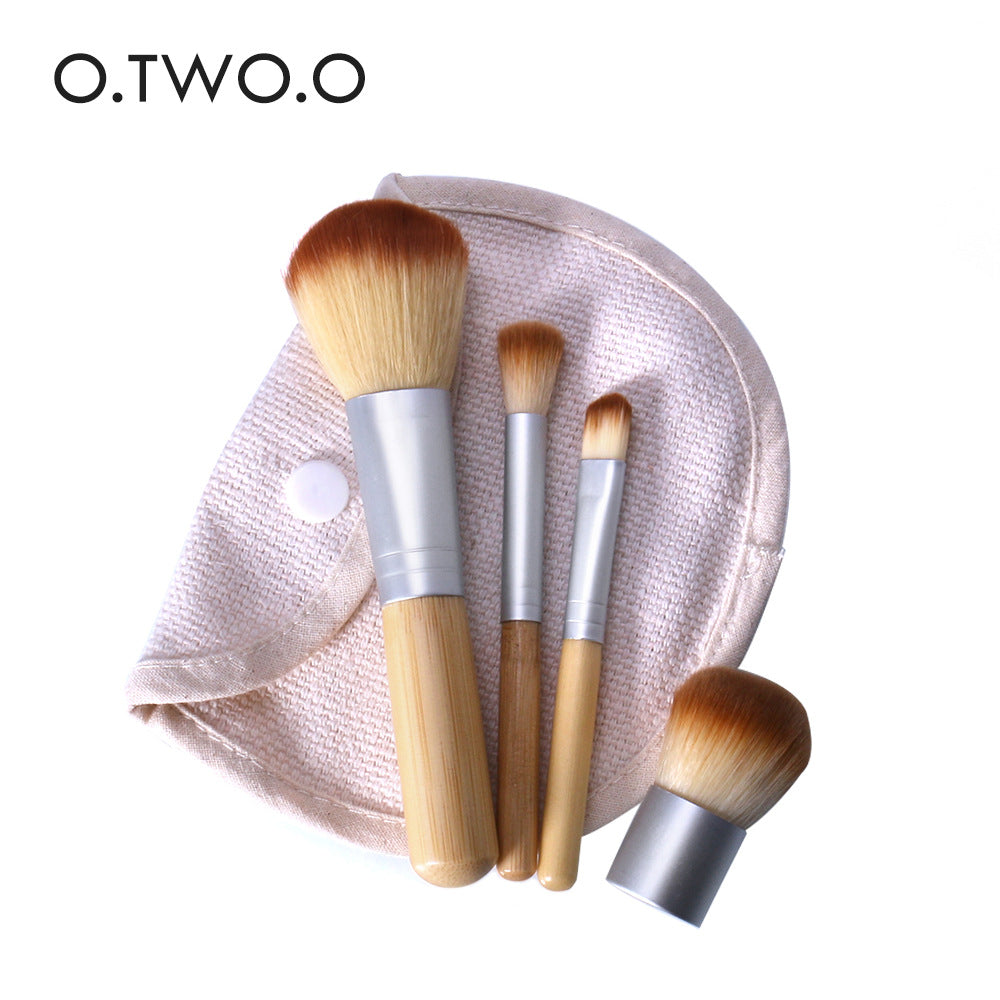 O.TWO.O 4pcs Makeup Makeup Set Brush Bamboo Handle Loose Powder Brush Eye Shadow Brush Even Powder Brush Beauty Tools