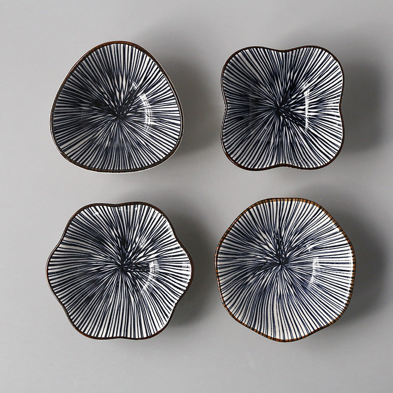 Japanese-style Japanese-style sauce and vinegar-flavored dish household underglaze color hotel restaurant dim sum dipping sauce seasoning side dish peanut dish