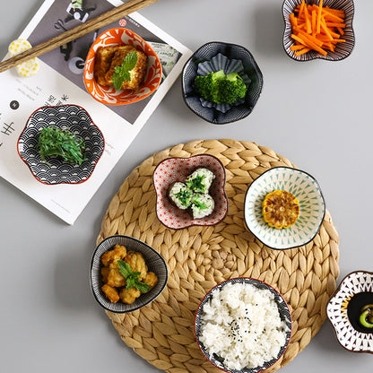 Japanese-style Japanese-style sauce and vinegar-flavored dish household underglaze color hotel restaurant dim sum dipping sauce seasoning side dish peanut dish