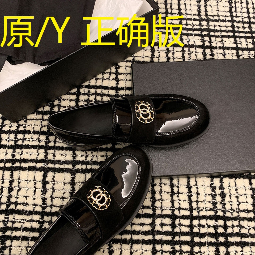 new all-match flat bottom British style leather thick bottom P home shoes small fragrance style loafers women's shoes small leather shoes women