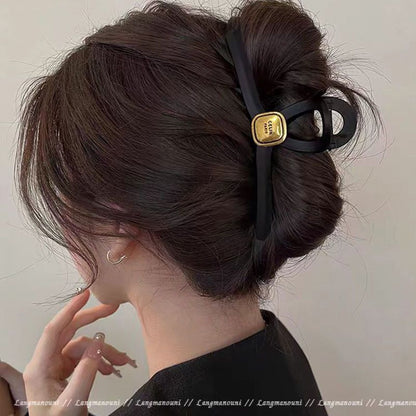 new spring and summer grab clip large shark clip is not loose sense of luxury, back of the head hair grip clip hair ornament women
