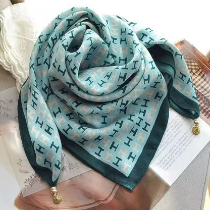 warm square scarf, magnetic buckle, triangle silk scarf, cotton scarf, women's spring, autumn and winter, style scarf, temperament and versatile