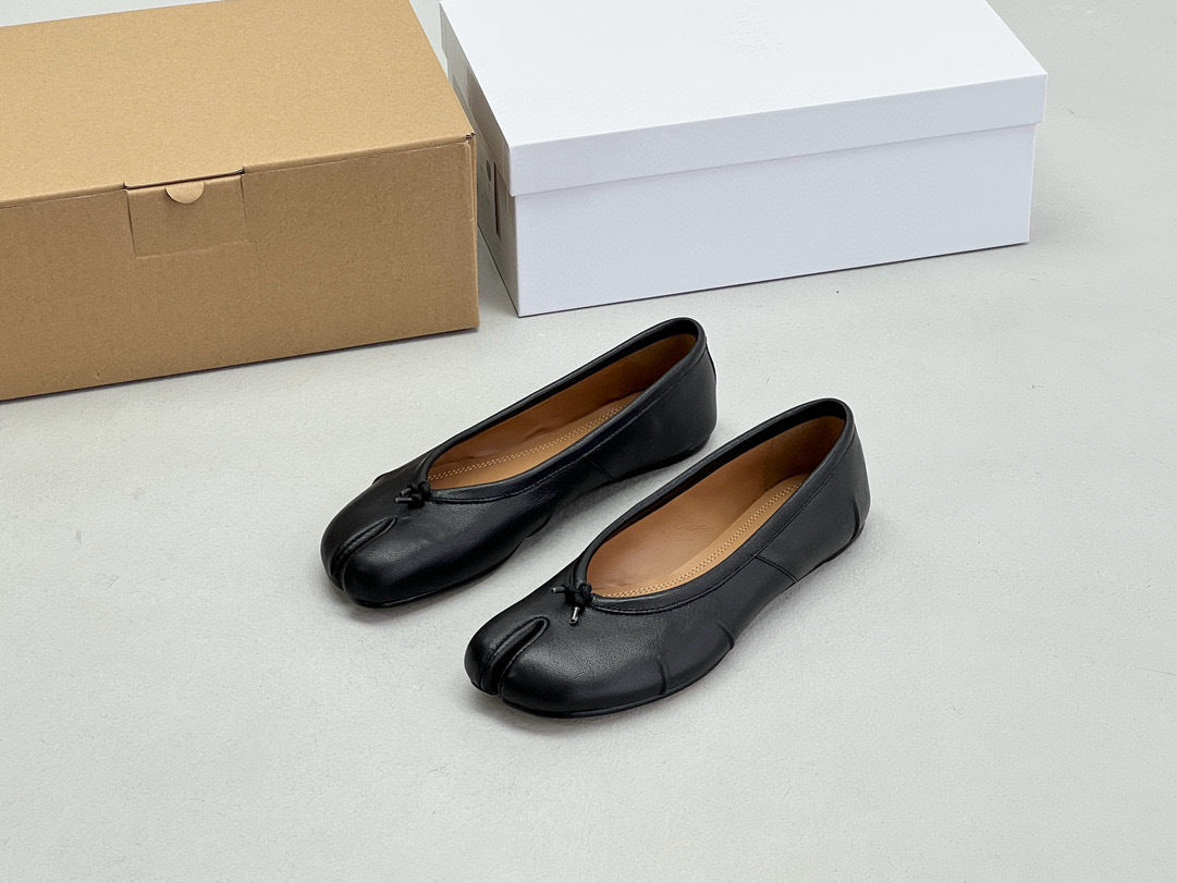Pure original classic tabi new pleated tabi shoes female leather shallow mouth mid-heel pig's trotter ballet soft leather shoes