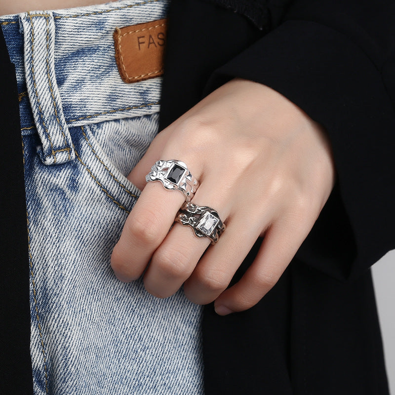 Korean version of ins cold wind personality black irregular texture French lava niche design opening index finger female