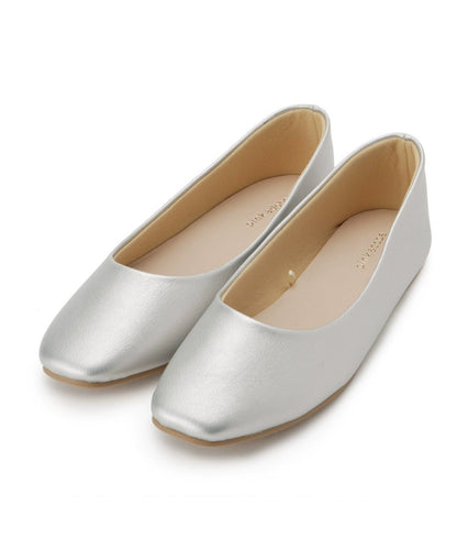 21 spring new Japanese style comfortable work commuting single shoes round toe shallow mouth grandma shoes soft bottom flat shoes women's shoes