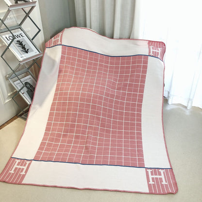 letter H, blanket, nap, air-conditioned room, blanket, car camping, sofa, cashmere blanket