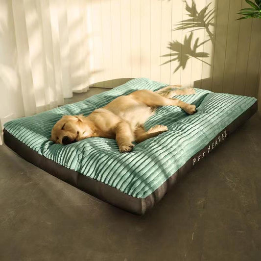 The kennel is a universal pet sleeping mat for all seasons, warm in winter, and can be disassembled and washed, and large dogs, dog beds, and dog mats for sleeping