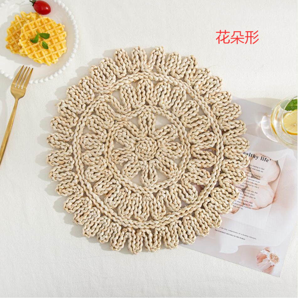 Japanese-style home natural corn husk handmade straw woven tea mat table mat heat-resistant casserole mat plate cup placemat