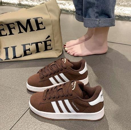 Popular little white shoes women's summer new niche platform soled versatile bread shoes flat sports board shoes ins trend