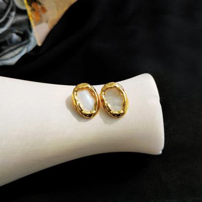 Self-designed copper-plated real gold S925 silver needle geometric oval earrings women's irregular earrings shell earrings T102