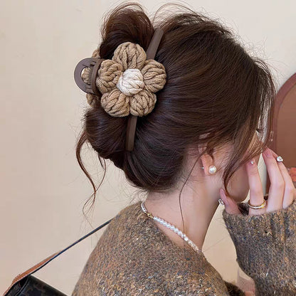 new spring and summer grab clip large shark clip is not loose sense of luxury, back of the head hair grip clip hair ornament women
