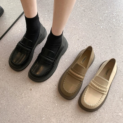 Loafers women's spring new fashion all-match retro woven commuter flat non-slip Japanese small leather shoes