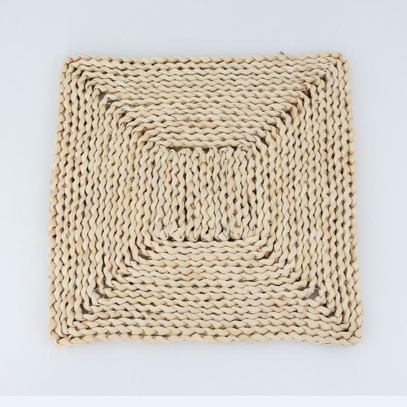 Japanese-style home natural corn husk handmade straw woven tea mat table mat heat-resistant casserole mat plate cup placemat