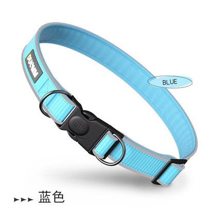 Pet dog collar does not strangle the neck, necklace accessories go out to tract the dog leash, large and medium-sized anti-breaking and adjustable