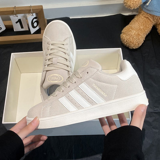 Popular little white shoes women's summer new niche platform soled versatile bread shoes flat sports board shoes ins trend