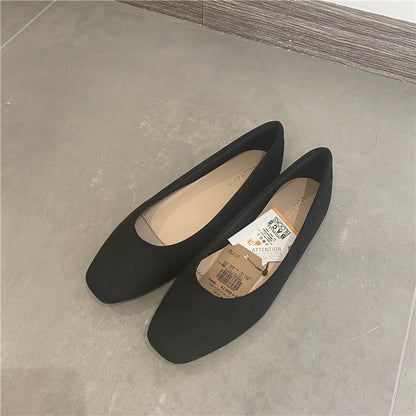 21 spring new Japanese style comfortable work commuting single shoes round toe shallow mouth grandma shoes soft bottom flat shoes women's shoes