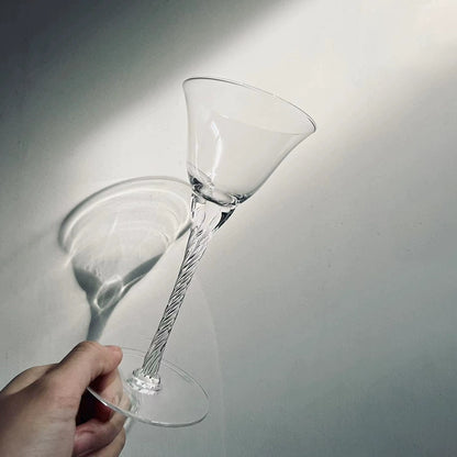 Medieval style red wine glass French crystal glass champagne glass foreign wine glass cocktail wine glass niche transparent small fragrance