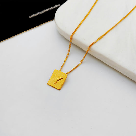 Copper-plated real gold European and American retro simple geometric letter necklace personality trendy necklace net red collarbone chain T547