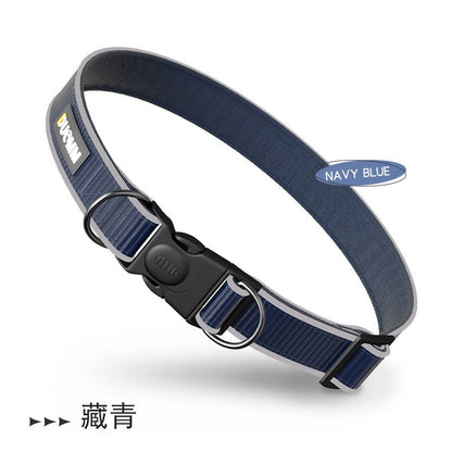 Pet dog collar does not strangle the neck, necklace accessories go out to tract the dog leash, large and medium-sized anti-breaking and adjustable