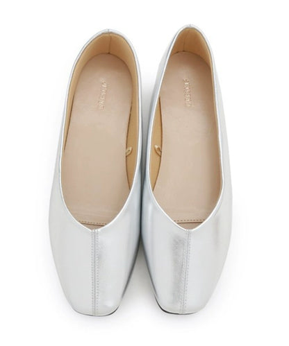 21 spring new Japanese style comfortable work commuting single shoes round toe shallow mouth grandma shoes soft bottom flat shoes women's shoes