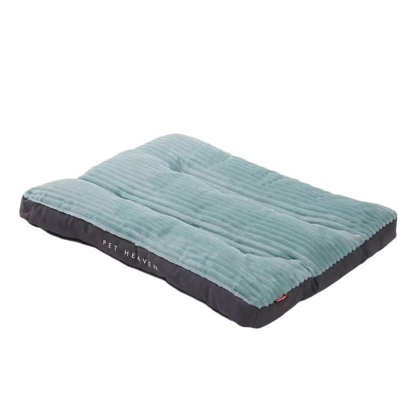 The kennel is a universal pet sleeping mat for all seasons, warm in winter, and can be disassembled and washed, and large dogs, dog beds, and dog mats for sleeping
