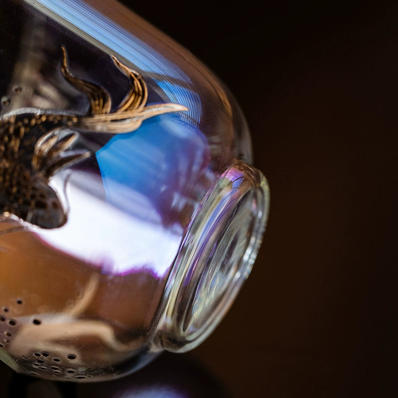 Glowing gold and silver fired heat-resistant glass tea cup