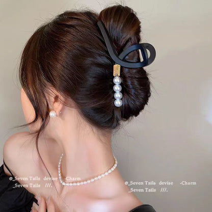 new spring and summer grab clip large shark clip is not loose sense of luxury, back of the head hair grip clip hair ornament women