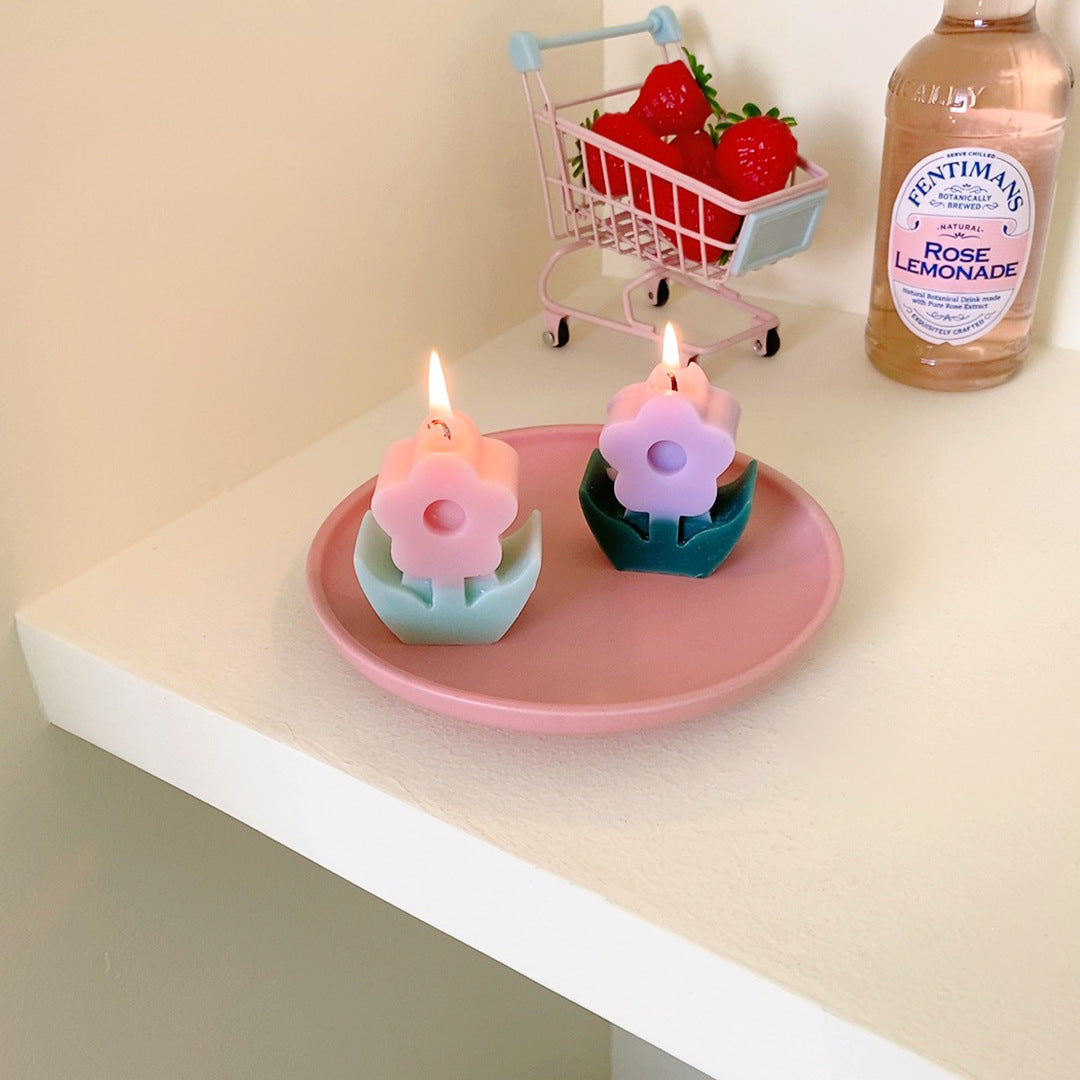 Cute flower aromatherapy candle ins wind girl heart indoor desktop home decoration decoration photo props gift