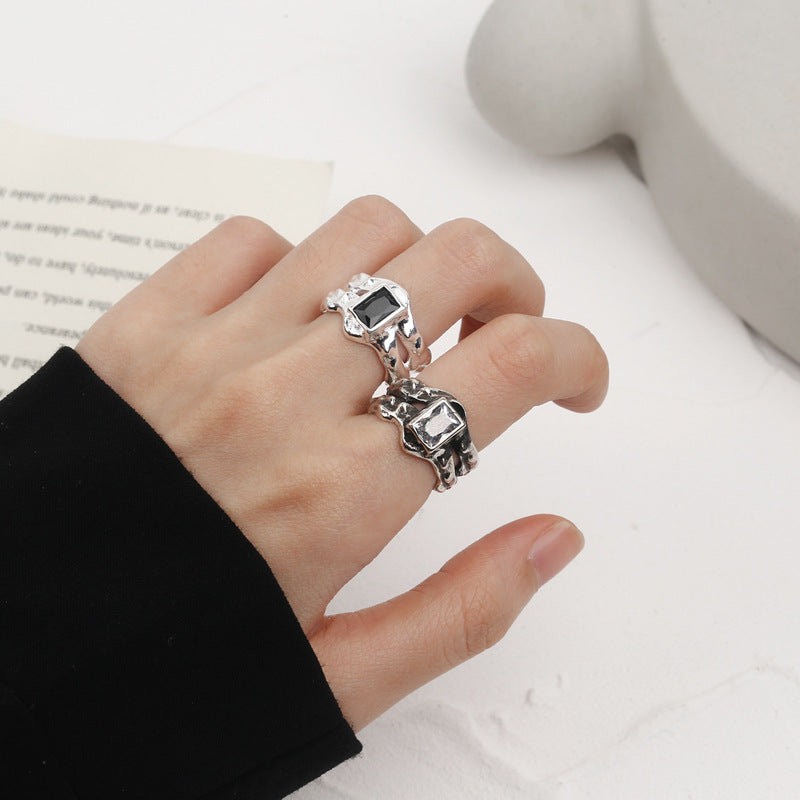 Korean version of ins cold wind personality black irregular texture French lava niche design opening index finger female
