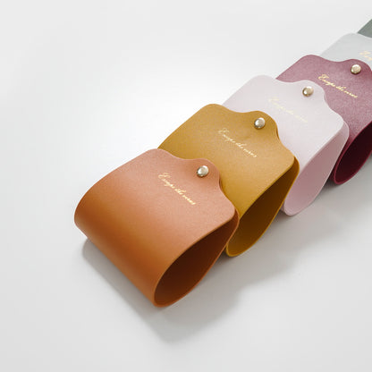 Yueting mask storage folder Japanese style double-sided leather mask temporary storage folder can be folded small and fresh mask storage box