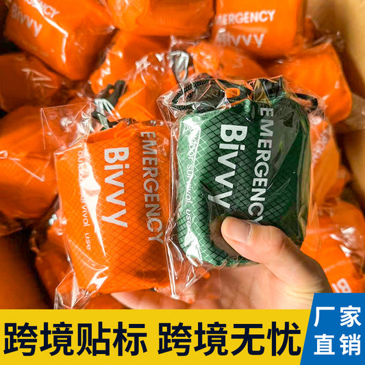 Support cross-border consignment of labeled outdoor emergency sleeping bags, portable survival raincoats, hiking, camping, and thermal insulation raincoats