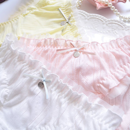 Long-term supply Japanese hollow cotton cotton princess sexy embroidery flash triangle girl ladies panties